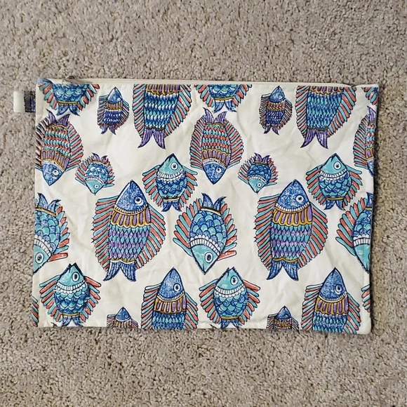 Roller Rabbit Pouch Set - Picture 2 of 5